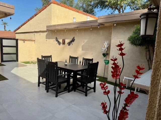 6 Granada Drive, Rancho Mirage, CA 92270