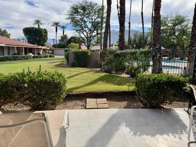 6 Granada Drive, Rancho Mirage, CA 92270