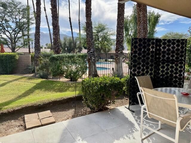 6 Granada Drive, Rancho Mirage, CA 92270