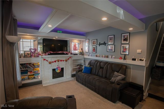 151 Regent Street, Campbell, OH 44405