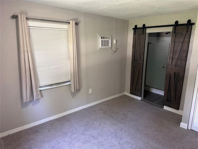 4017 WATSON ROAD, Tampa, FL 33610