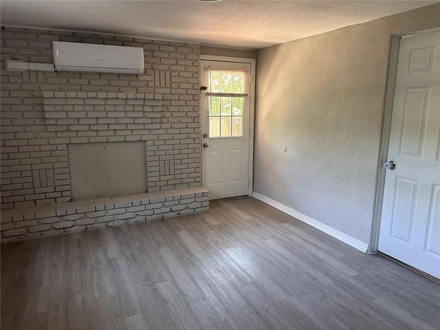 4017 WATSON ROAD, Tampa, FL 33610