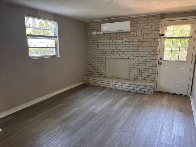 4017 WATSON ROAD, Tampa, FL 33610