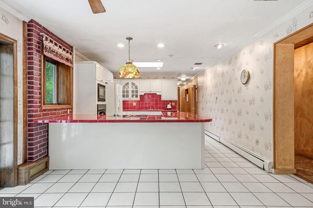 1112 WINDING DR, Cherry Hill, NJ 08003
