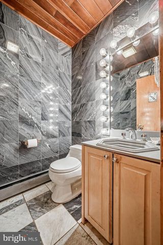 1112 WINDING DR, Cherry Hill, NJ 08003