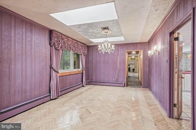 1112 WINDING DR, Cherry Hill, NJ 08003