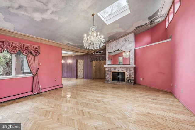 1112 WINDING DR, Cherry Hill, NJ 08003