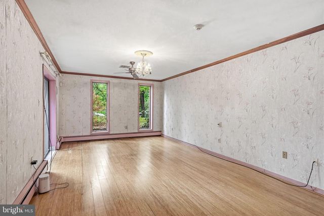 1112 WINDING DR, Cherry Hill, NJ 08003