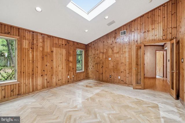1112 WINDING DR, Cherry Hill, NJ 08003