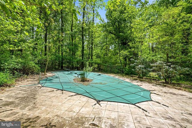1112 WINDING DR, Cherry Hill, NJ 08003