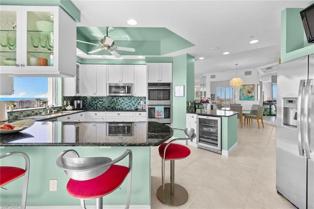 430 Cove Tower DR # 1501, Naples, FL 34110