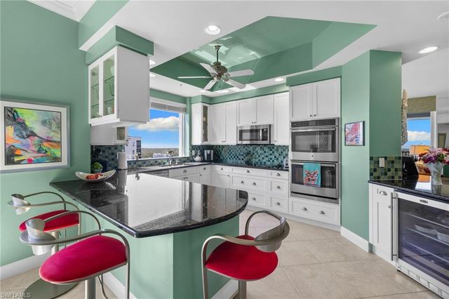 430 Cove Tower DR # 1501, Naples, FL 34110