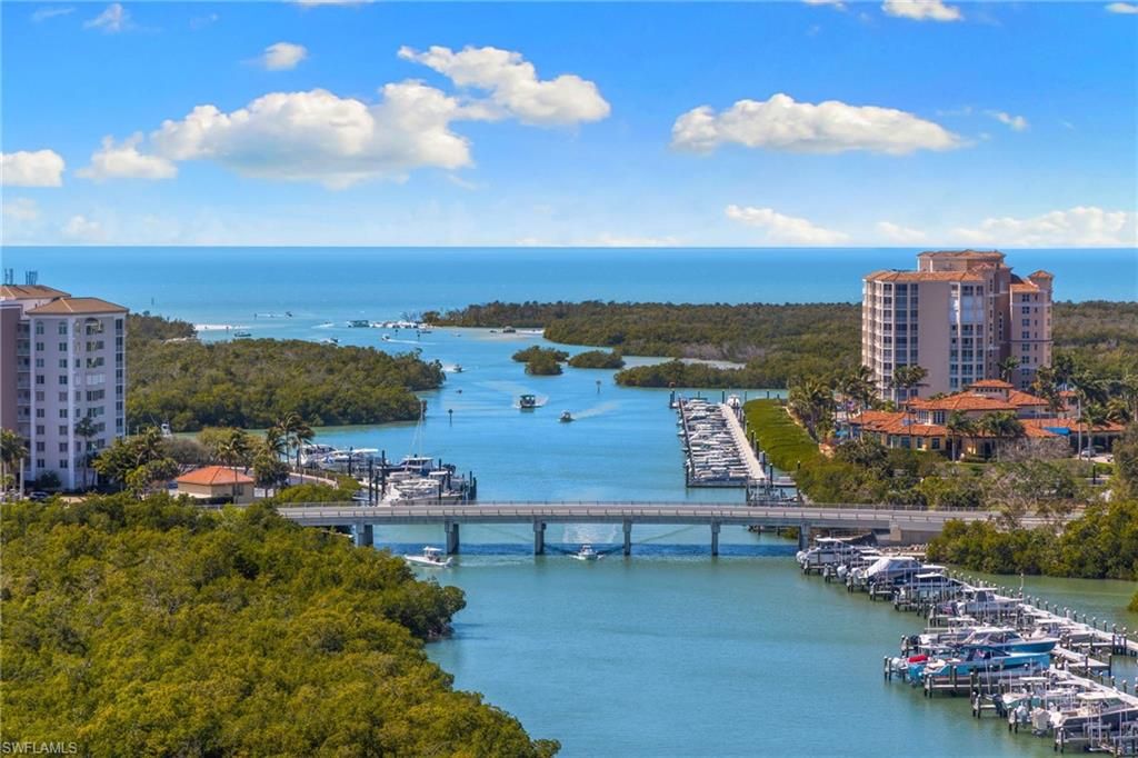 430 Cove Tower DR # 1501, Naples, FL 34110
