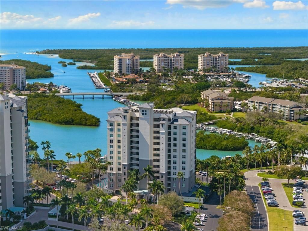430 Cove Tower DR 1501, NAPLES, FL 34110 — photo 2