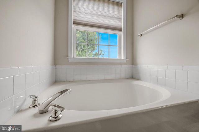 79 WILLINGHAM WAY, Martinsburg, WV 25404