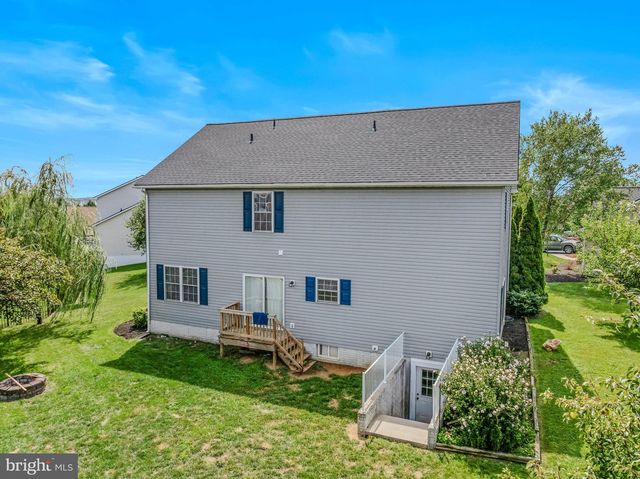 79 WILLINGHAM WAY, Martinsburg, WV 25404