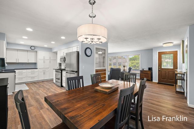 1007 Orchard Avenue, Grand Haven, MI 49417