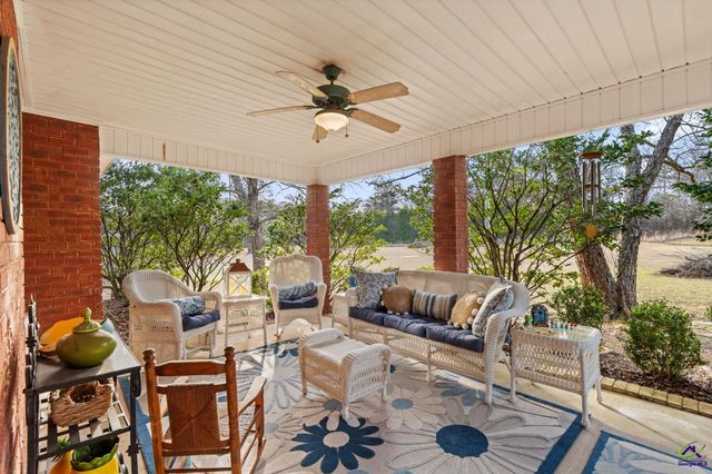 3233 Moody Road, Bonaire, GA 31005