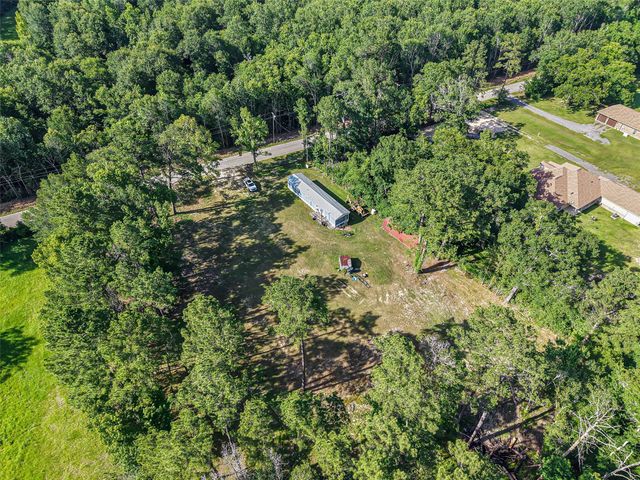 2000 Shepherd Tram Road, Shepherd, TX 77371