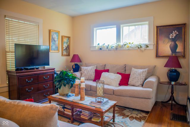 512 S State Street, North Vernon, IN 47265