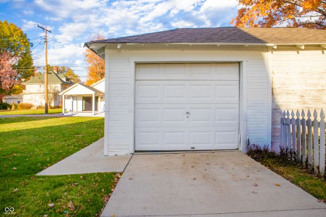 512 S State Street, North Vernon, IN 47265