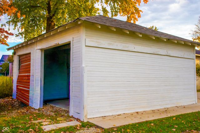 512 S State Street, North Vernon, IN 47265