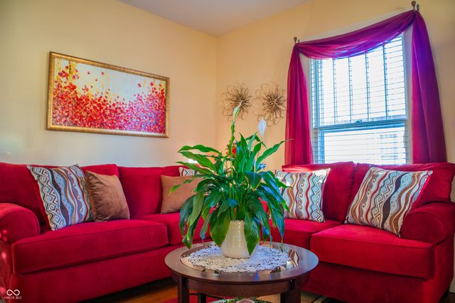 512 S State Street, North Vernon, IN 47265