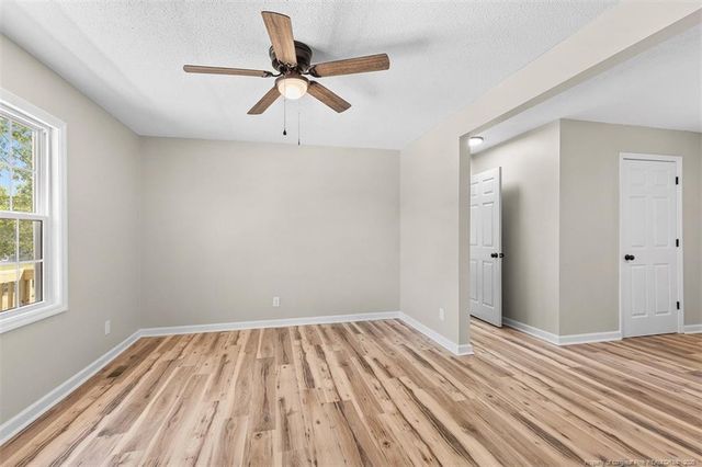 864 Durwood Drive, Fayetteville, NC 28311