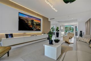 19111 Collins Avenue 102, Sunny Isles Beach, FL 33160