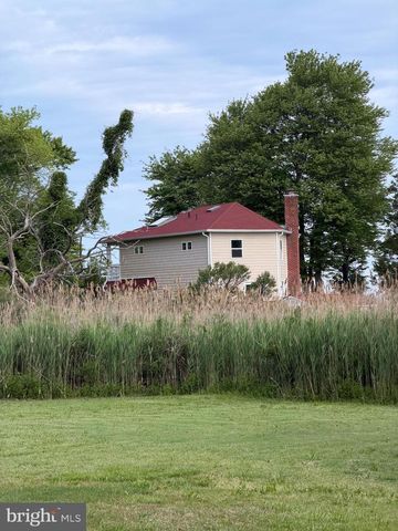 101 BEACHSIDE DR, Stevensville, MD 21666