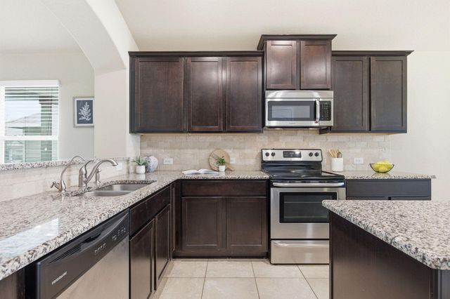 18400 Catoctin DR, Pflugerville, TX 78660