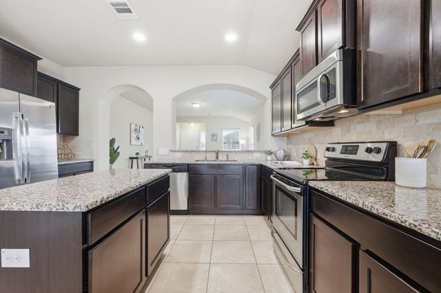 18400 Catoctin DR, Pflugerville, TX 78660