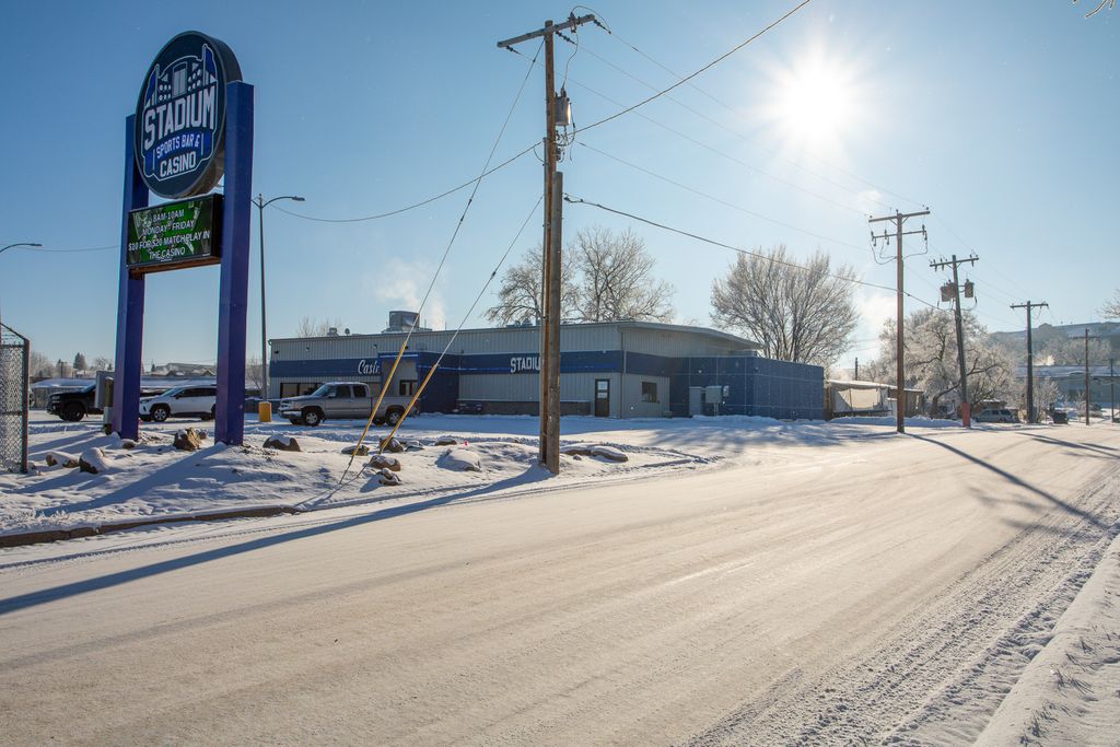 1121 5th Street S, Great Falls, MT 59405 photo 2