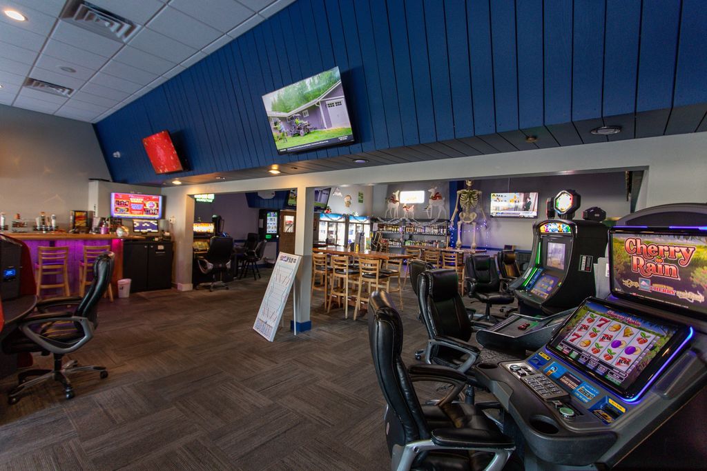 1121 5th Street S, Great Falls, MT 59405 photo 4