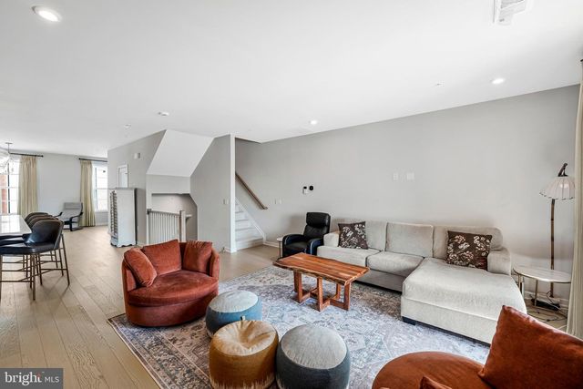 43474 DANVILLE TER, Ashburn, VA 20148