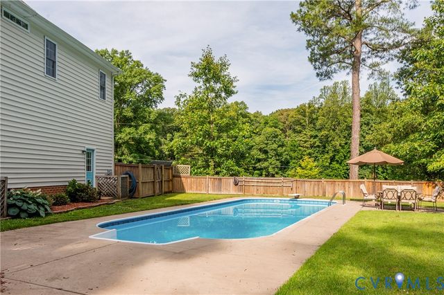 7698 Rural Point Rd, Mechanicsville, VA 23116
