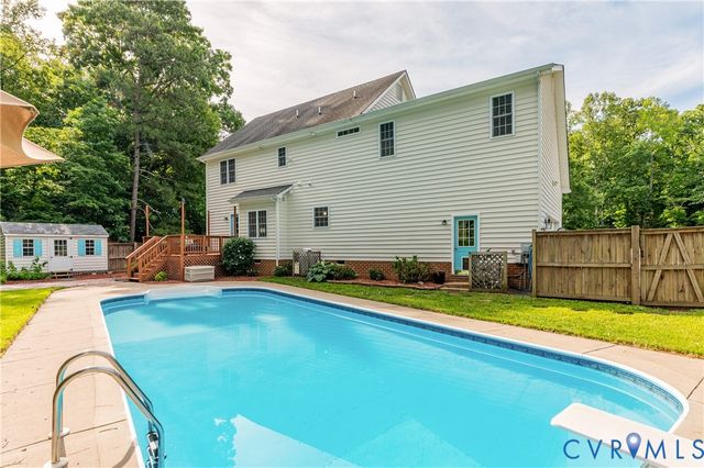 7698 Rural Point Rd, Mechanicsville, VA 23116