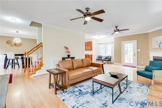 7698 Rural Point Rd, Mechanicsville, VA 23116