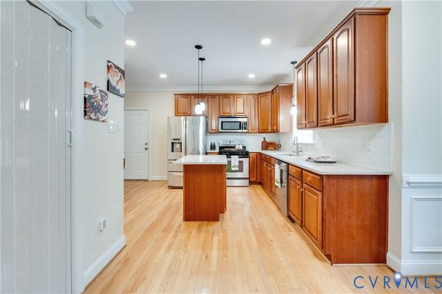 7698 Rural Point Rd, Mechanicsville, VA 23116