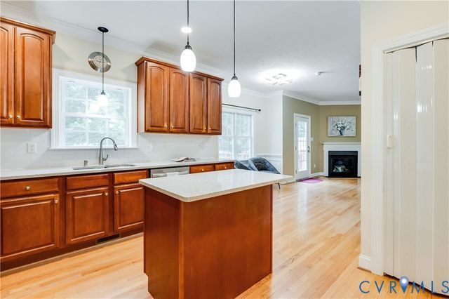 7698 Rural Point Rd, Mechanicsville, VA 23116