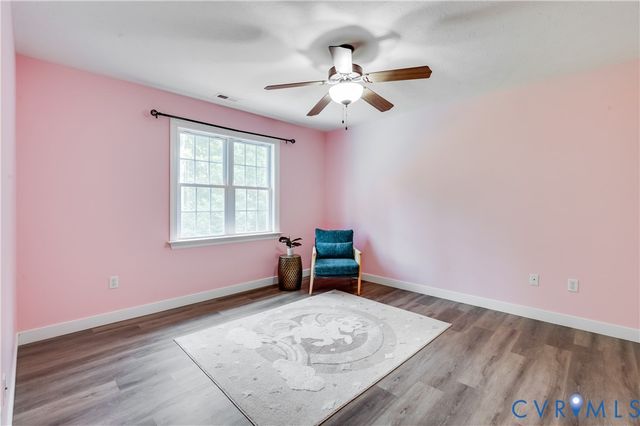 7698 Rural Point Rd, Mechanicsville, VA 23116