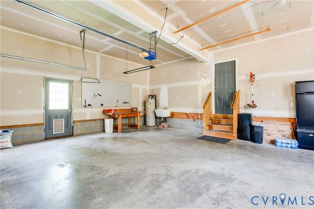 7698 Rural Point Rd, Mechanicsville, VA 23116