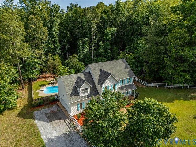 7698 Rural Point Rd, Mechanicsville, VA 23116