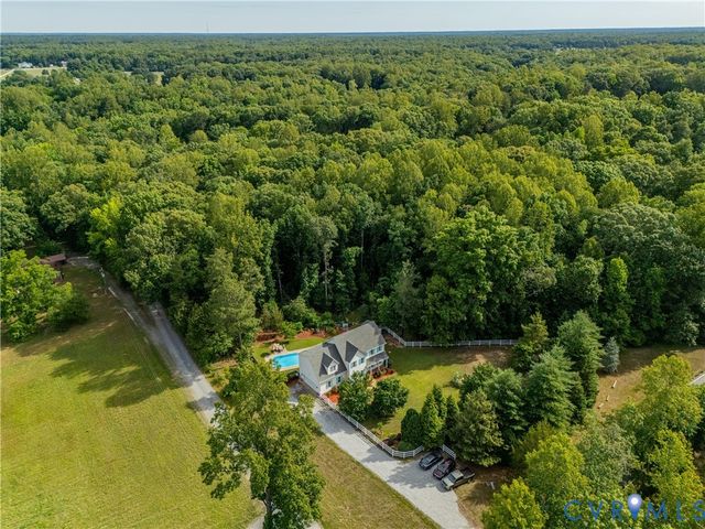 7698 Rural Point Rd, Mechanicsville, VA 23116