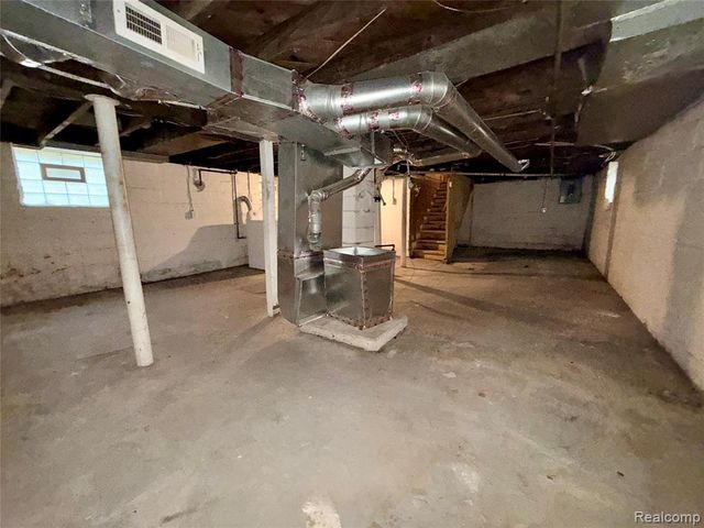 70 W Broadway Street, Ecorse, MI 48229