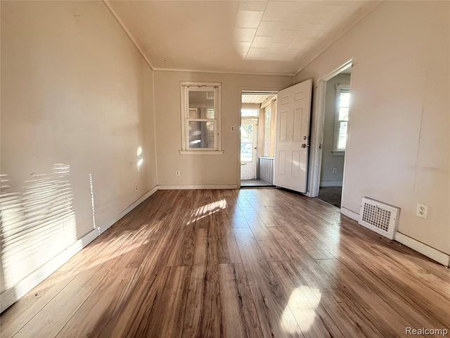 70 W Broadway Street, Ecorse, MI 48229