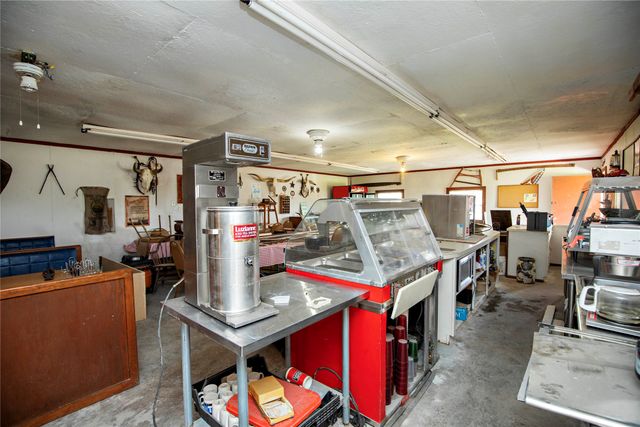 97 N Main, Bailey, TX 75413