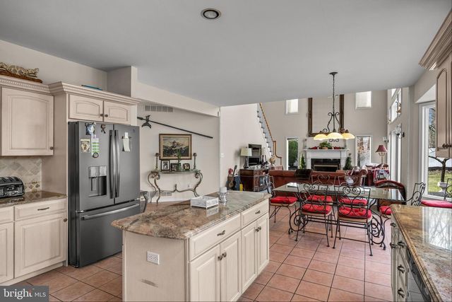 128 BOBBIS TER, New Egypt, NJ 08533