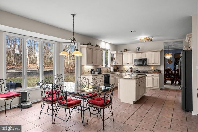 128 BOBBIS TER, New Egypt, NJ 08533