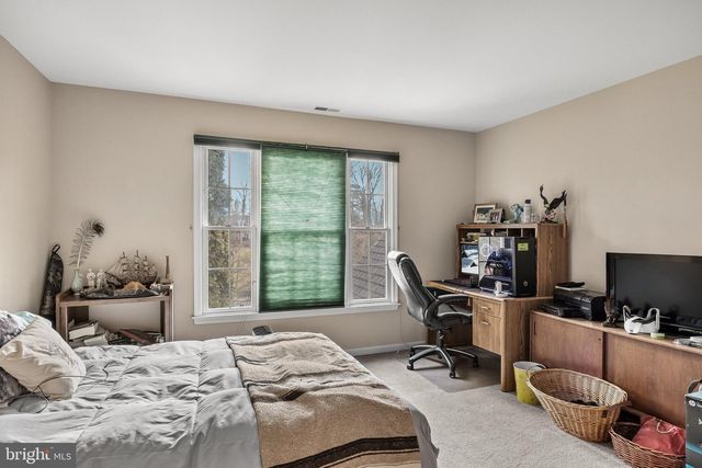 128 BOBBIS TER, New Egypt, NJ 08533